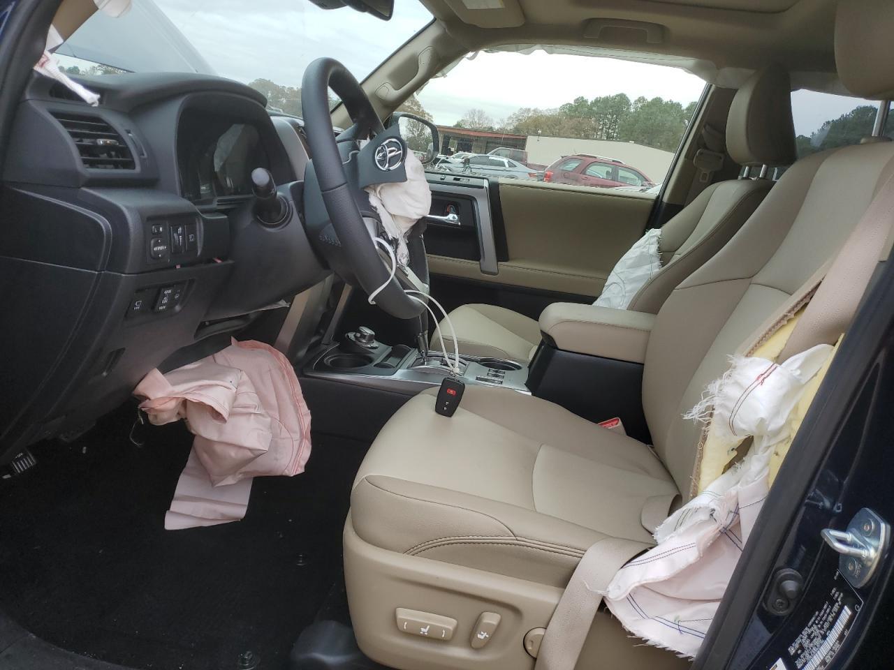 2024 TOYOTA 4RUNNER SR - Image 7