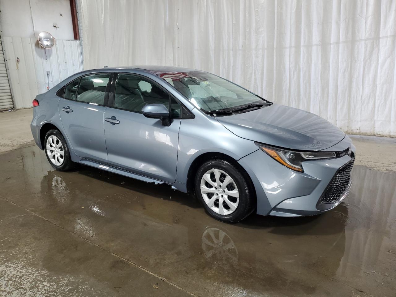 2021 TOYOTA COROLLA LE - Фото 4