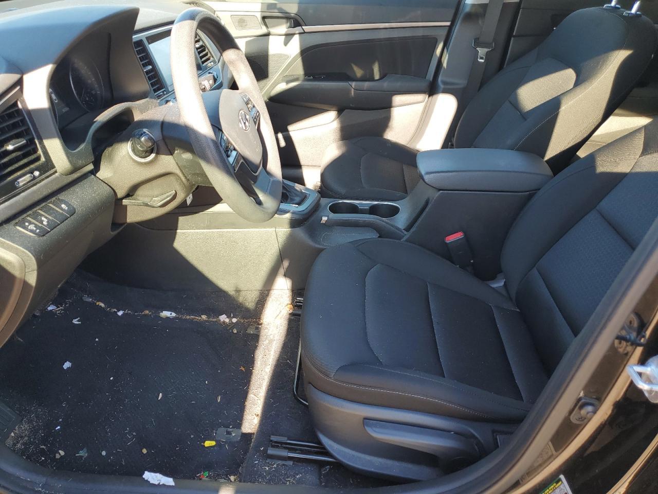2018 HYUNDAI ELANTRA SE - Image 7