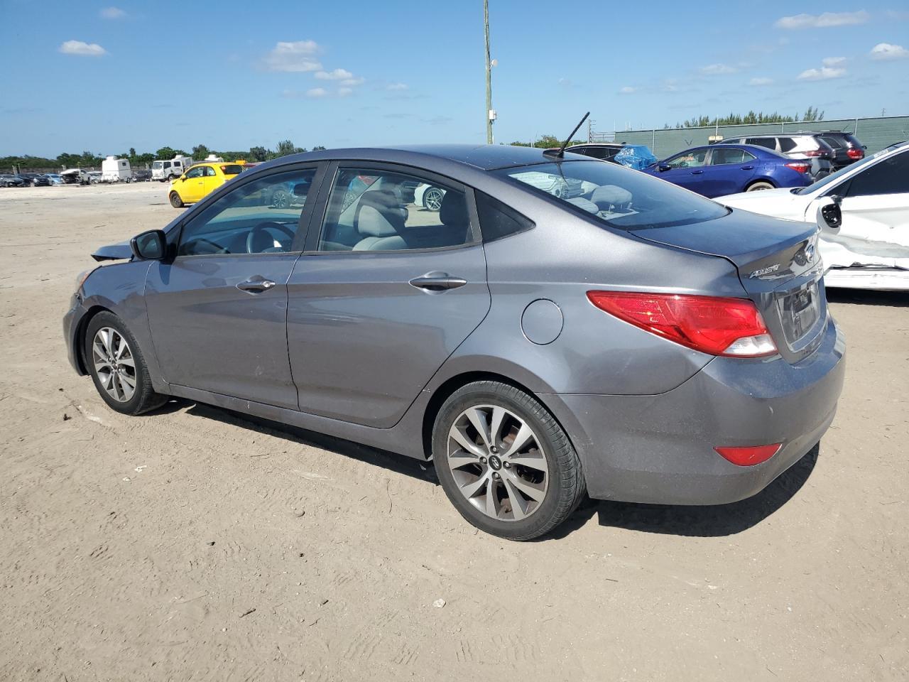 2017 HYUNDAI ACCENT SE - Image 2