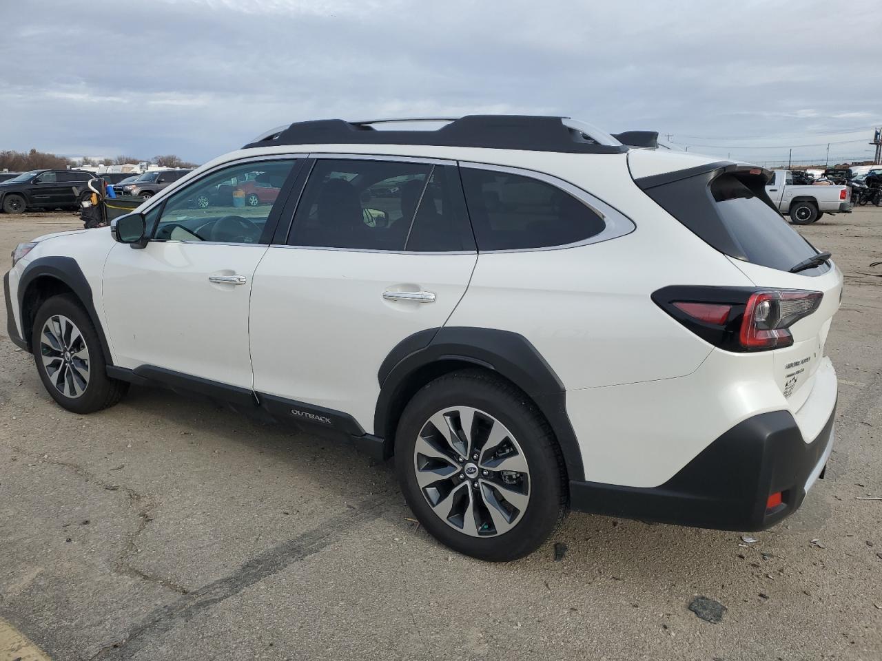 2024 SUBARU OUTBACK TO - Image 2