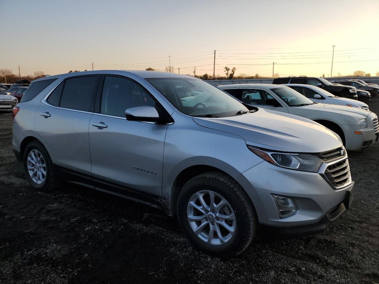 2019 CHEVROLET EQUINOX LT - Фото 4