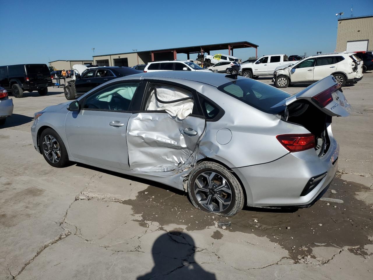 2021 KIA FORTE FE - Фото 2