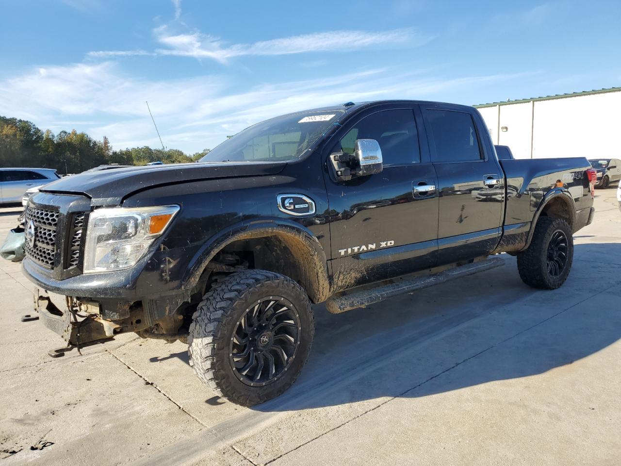 2017 NISSAN TITAN XD S