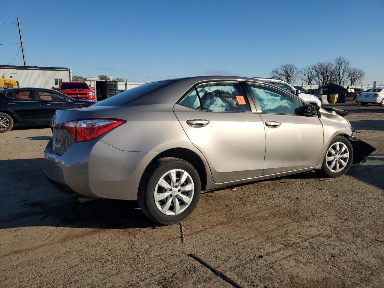 2015 TOYOTA COROLLA L - Image 3