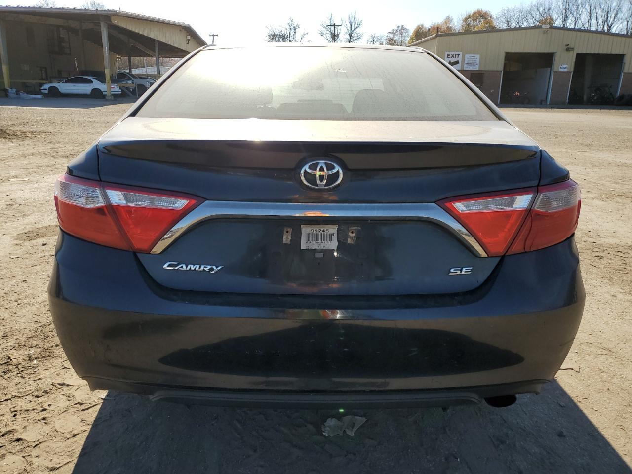 2017 TOYOTA CAMRY LE - Image 6