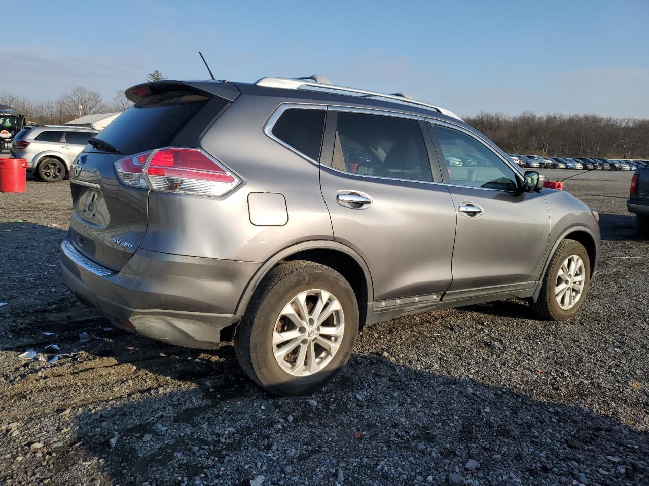 2015 NISSAN ROGUE S - Фото 3