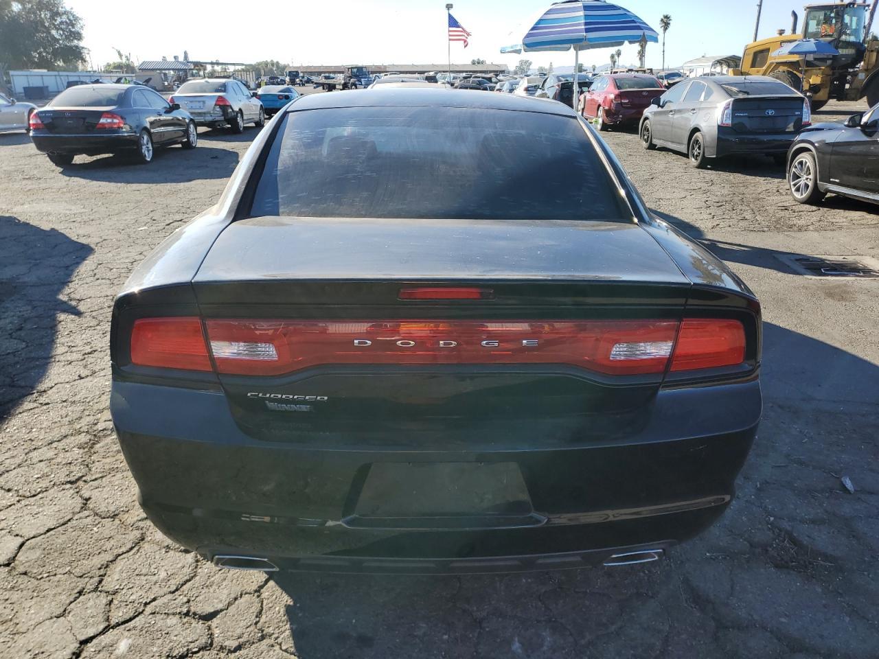 2013 DODGE CHARGER SE - Image 6