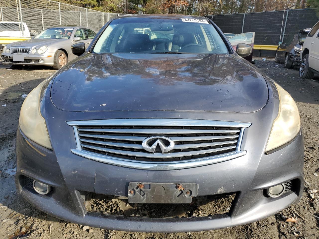 2011 INFINITI G37 - Image 5