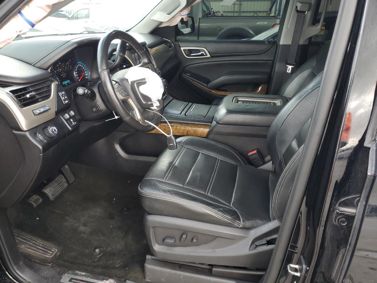 2017 GMC YUKON DENA - Фото 7