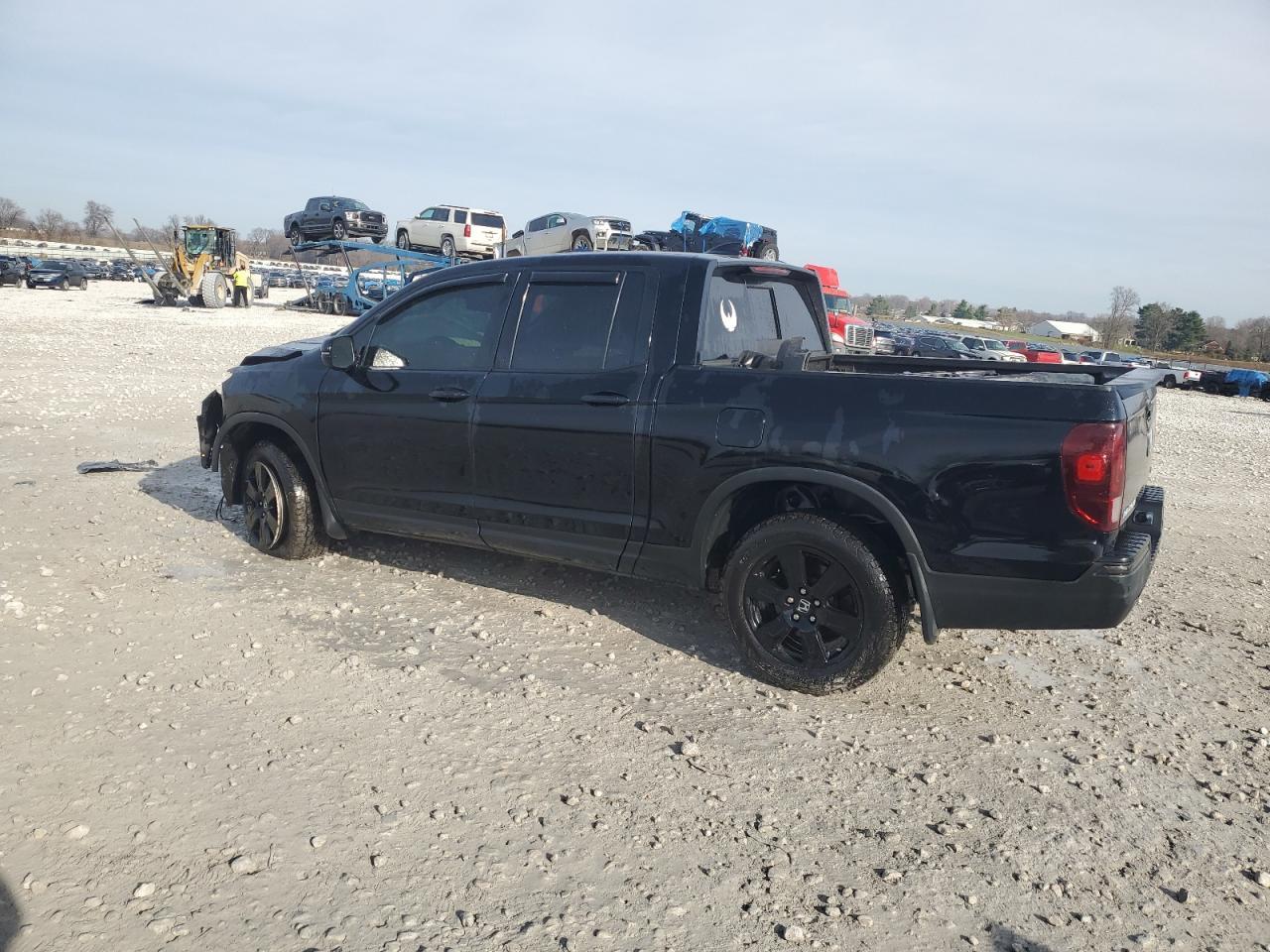 2017 HONDA RIDGELINE - Фото 2