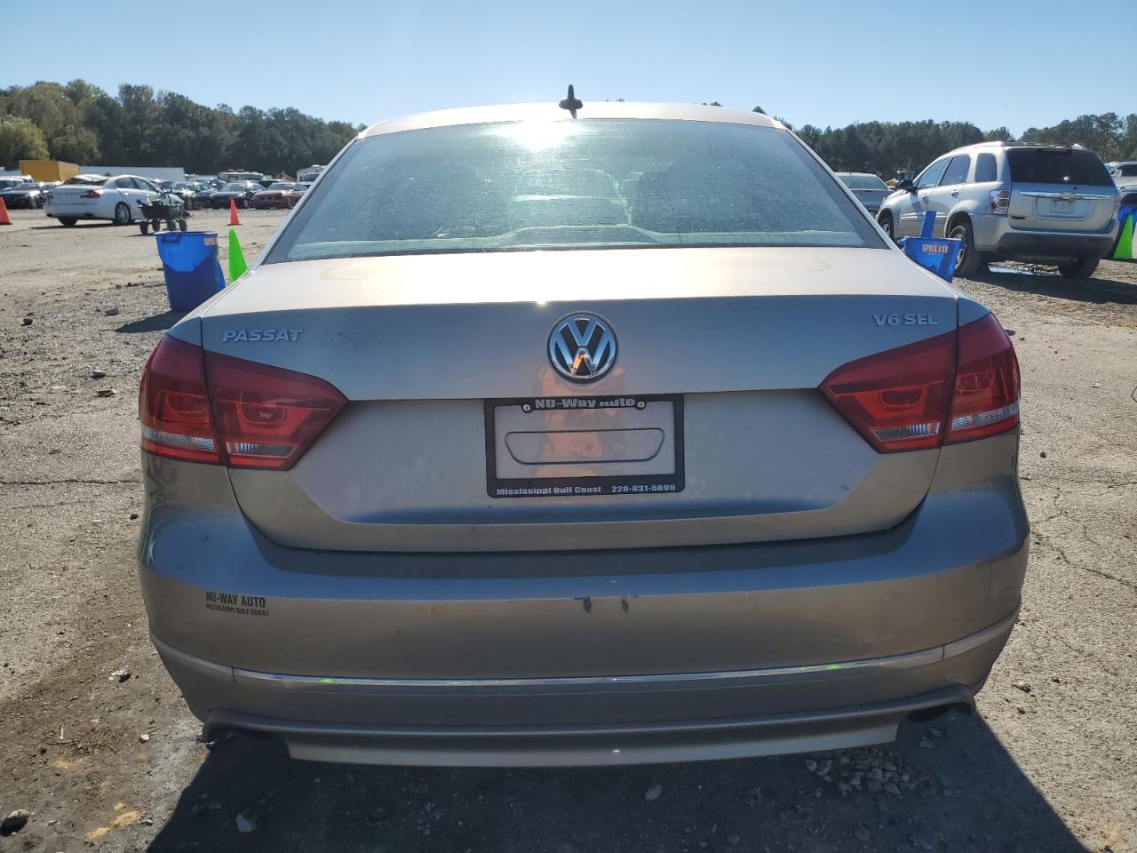 2015 VOLKSWAGEN PASSAT SEL - Фото 6