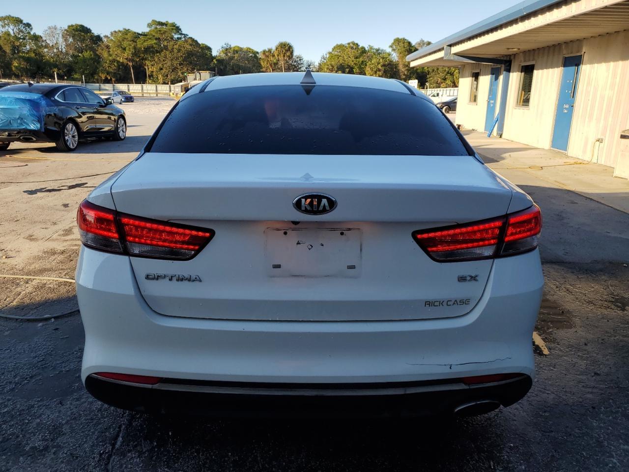2016 KIA OPTIMA EX - Image 6