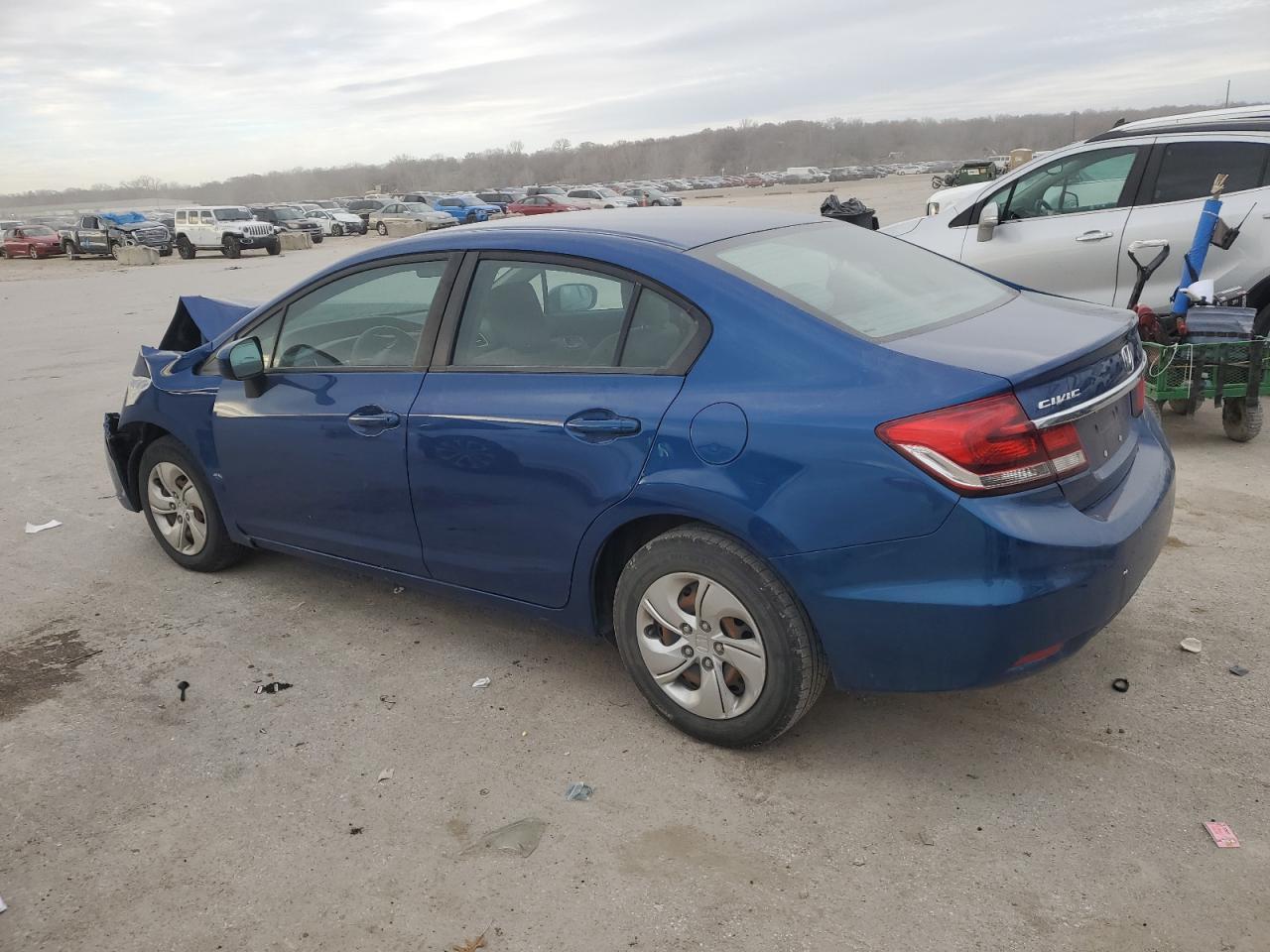 2015 HONDA CIVIC LX - Фото 2
