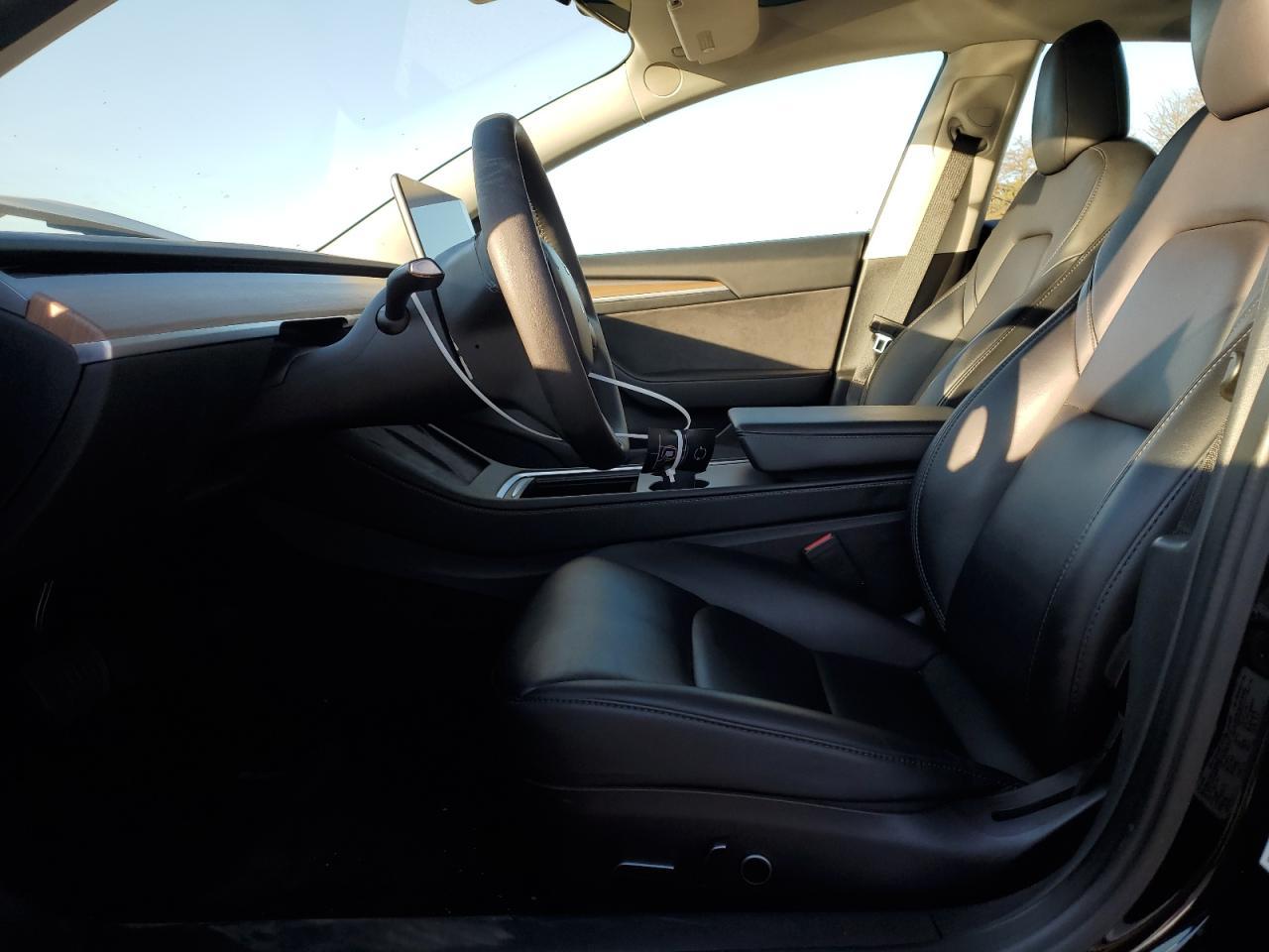 2022 TESLA MODEL 3 - Фото 7