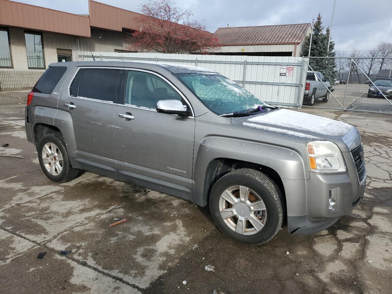 2012 GMC TERRAIN SL - Image 4