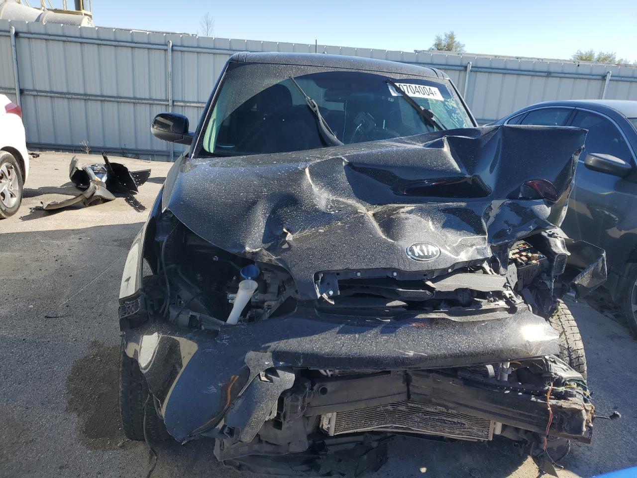 2016 KIA SOUL + - Фото 5