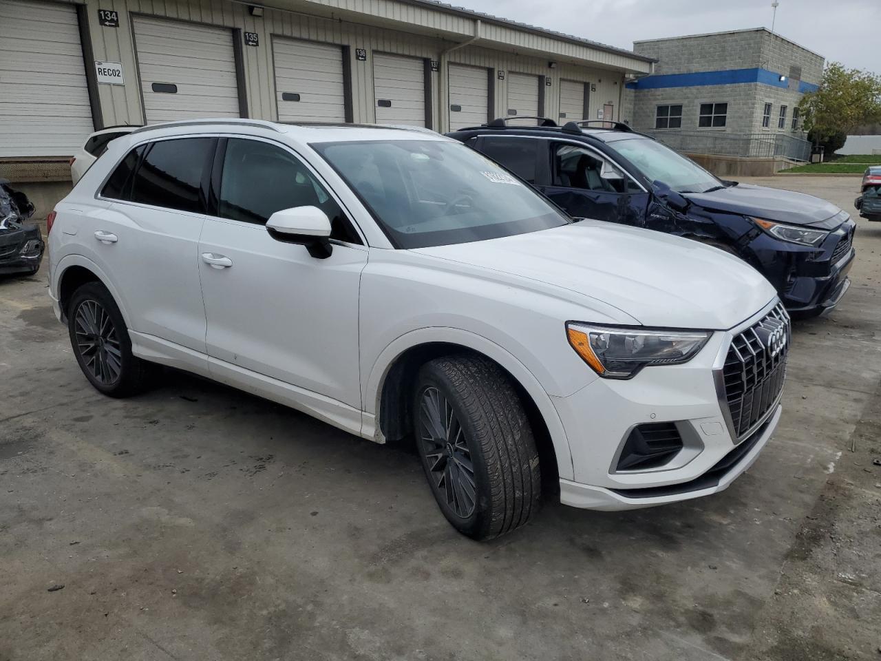 2022 AUDI Q3 PREMIUM - Image 4