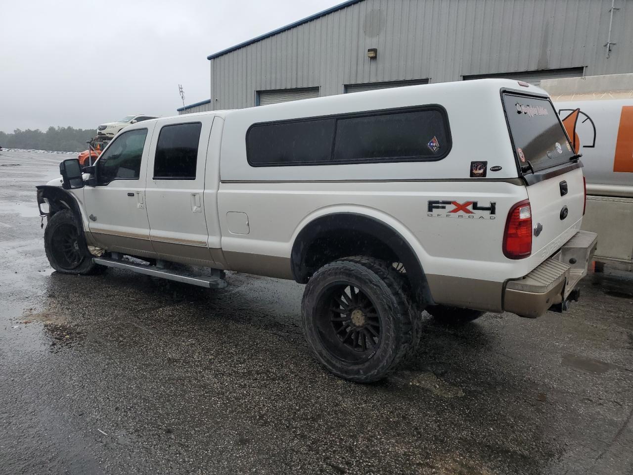 2011 FORD F350 SUPER - Фото 2