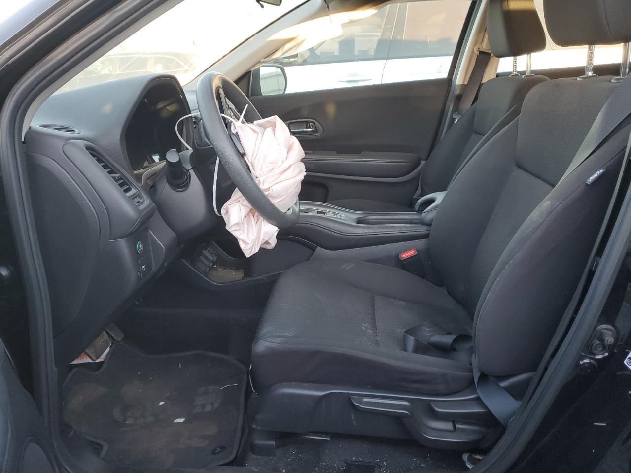 2018 HONDA HR-V LX - Image 7
