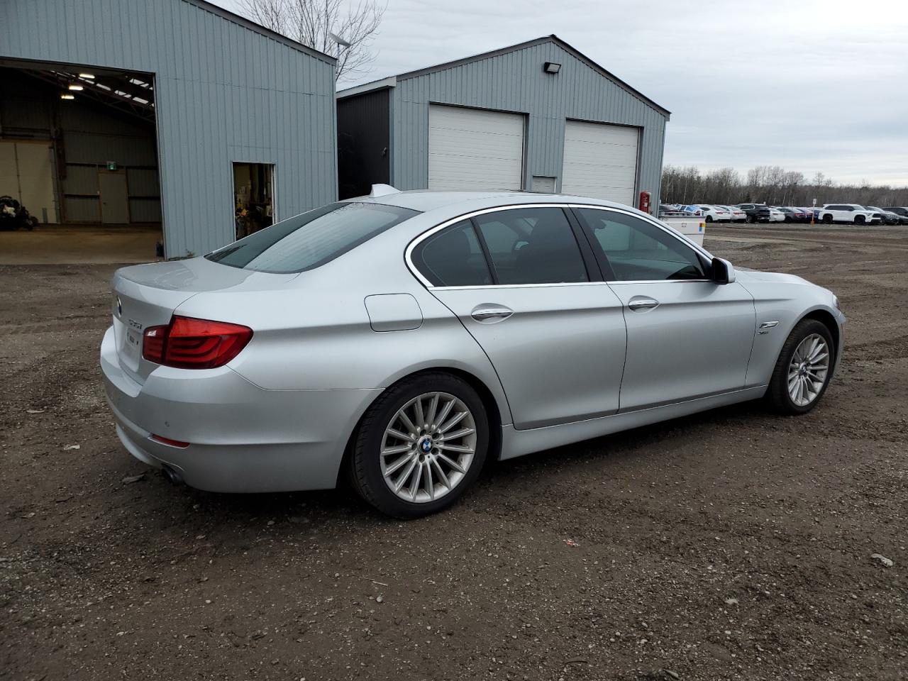 2011 BMW 535 XI - Image 3