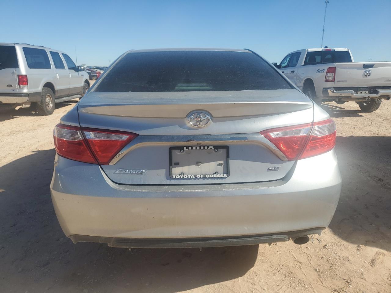 2017 TOYOTA CAMRY LE - Фото 6