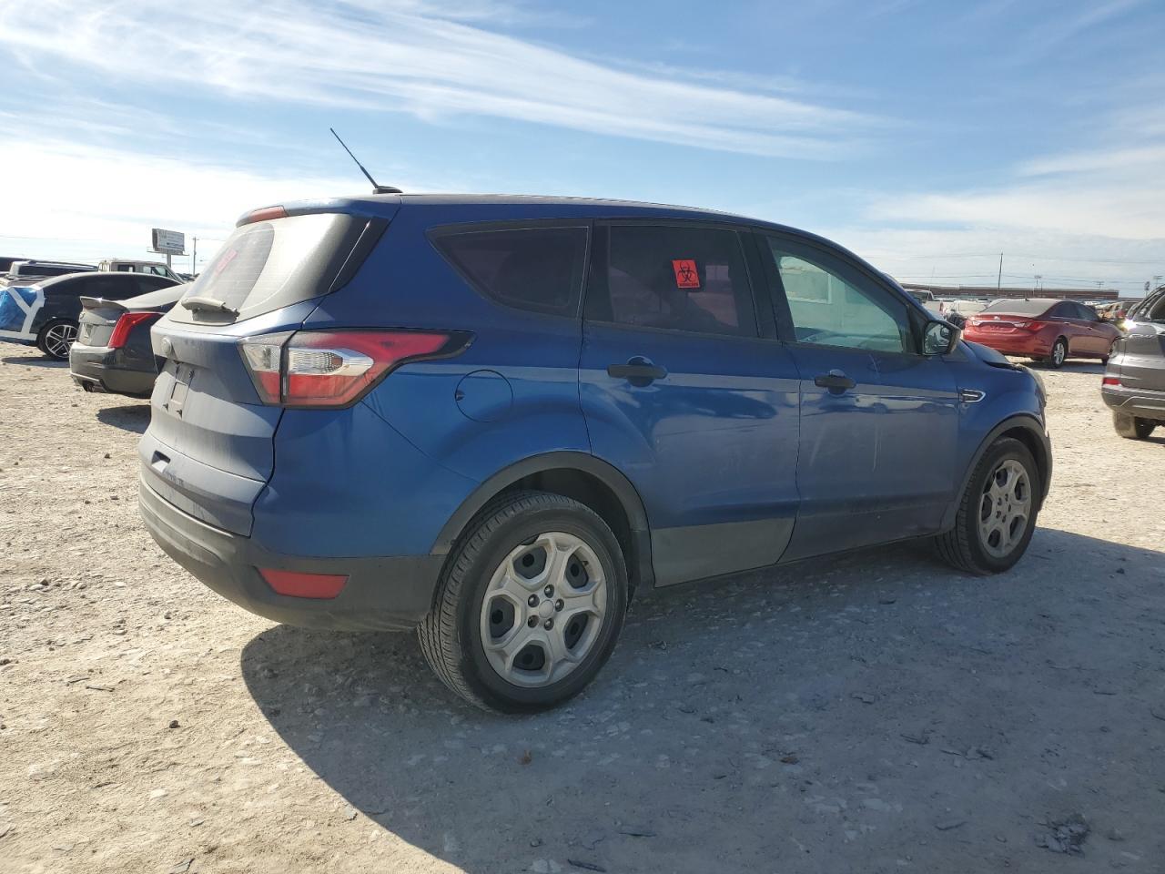 2017 FORD ESCAPE S - Image 3