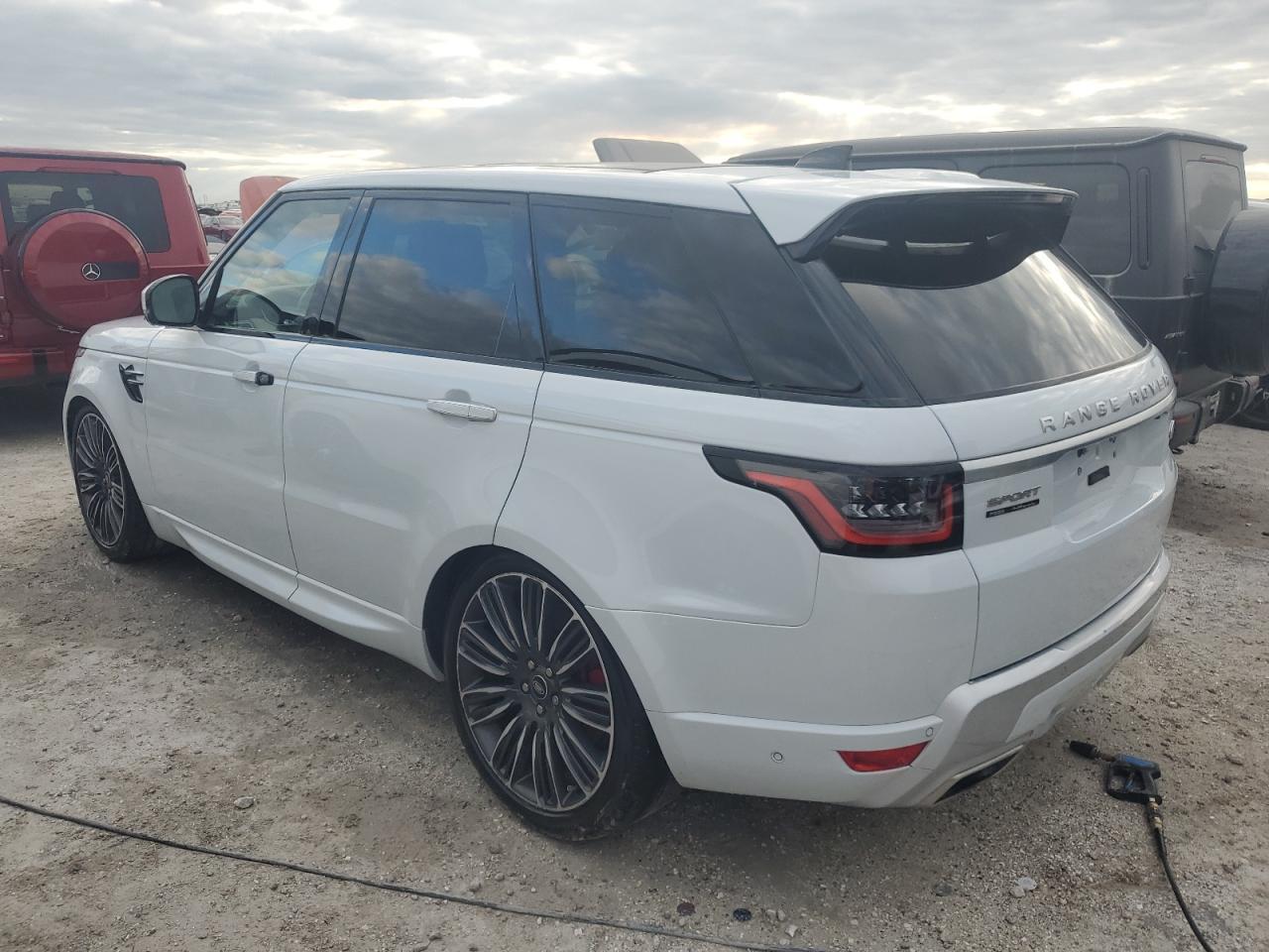 2022 LAND ROVER RANGE ROVE - Image 2
