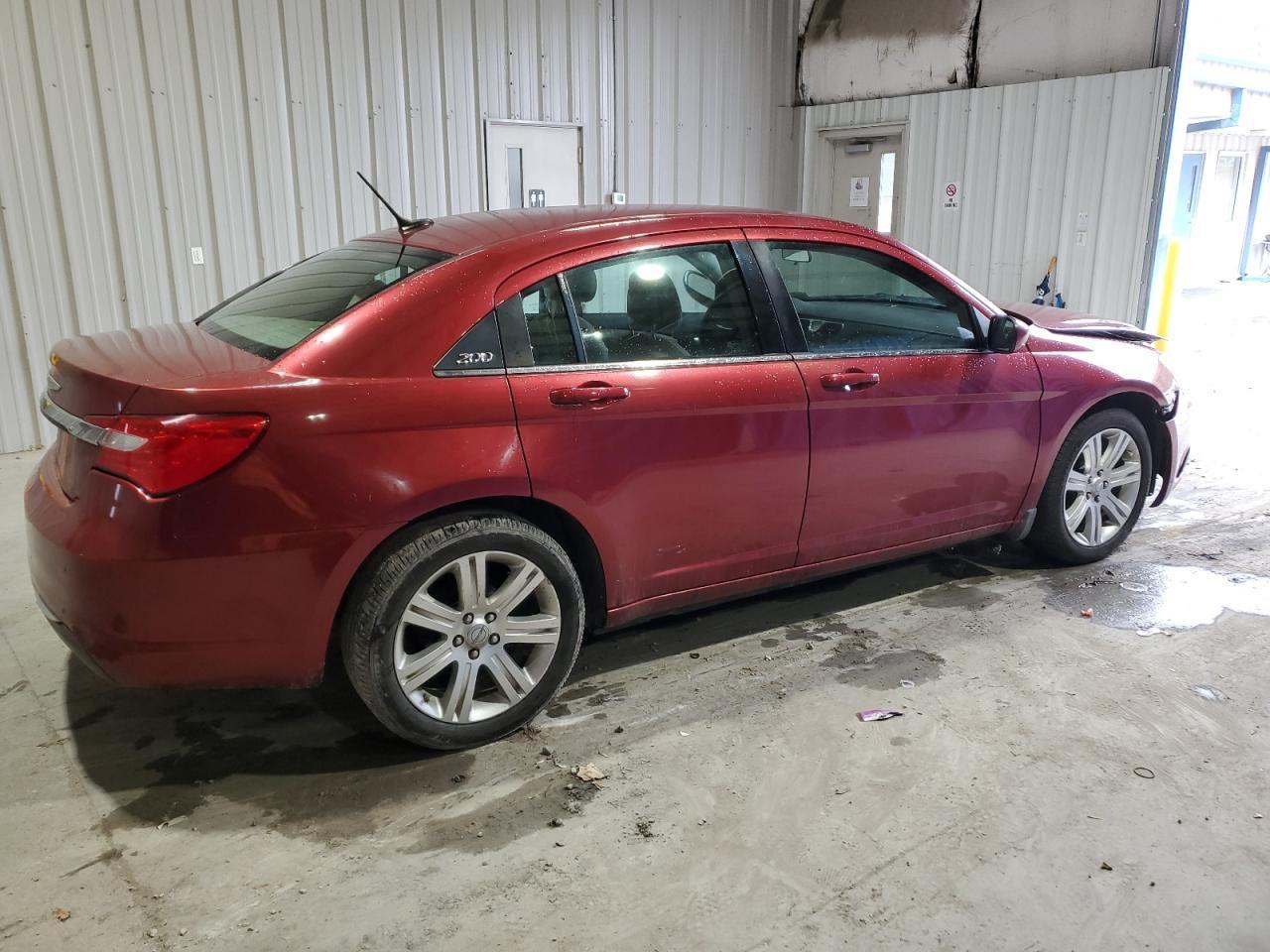 2013 CHRYSLER 200 LX - Фото 3