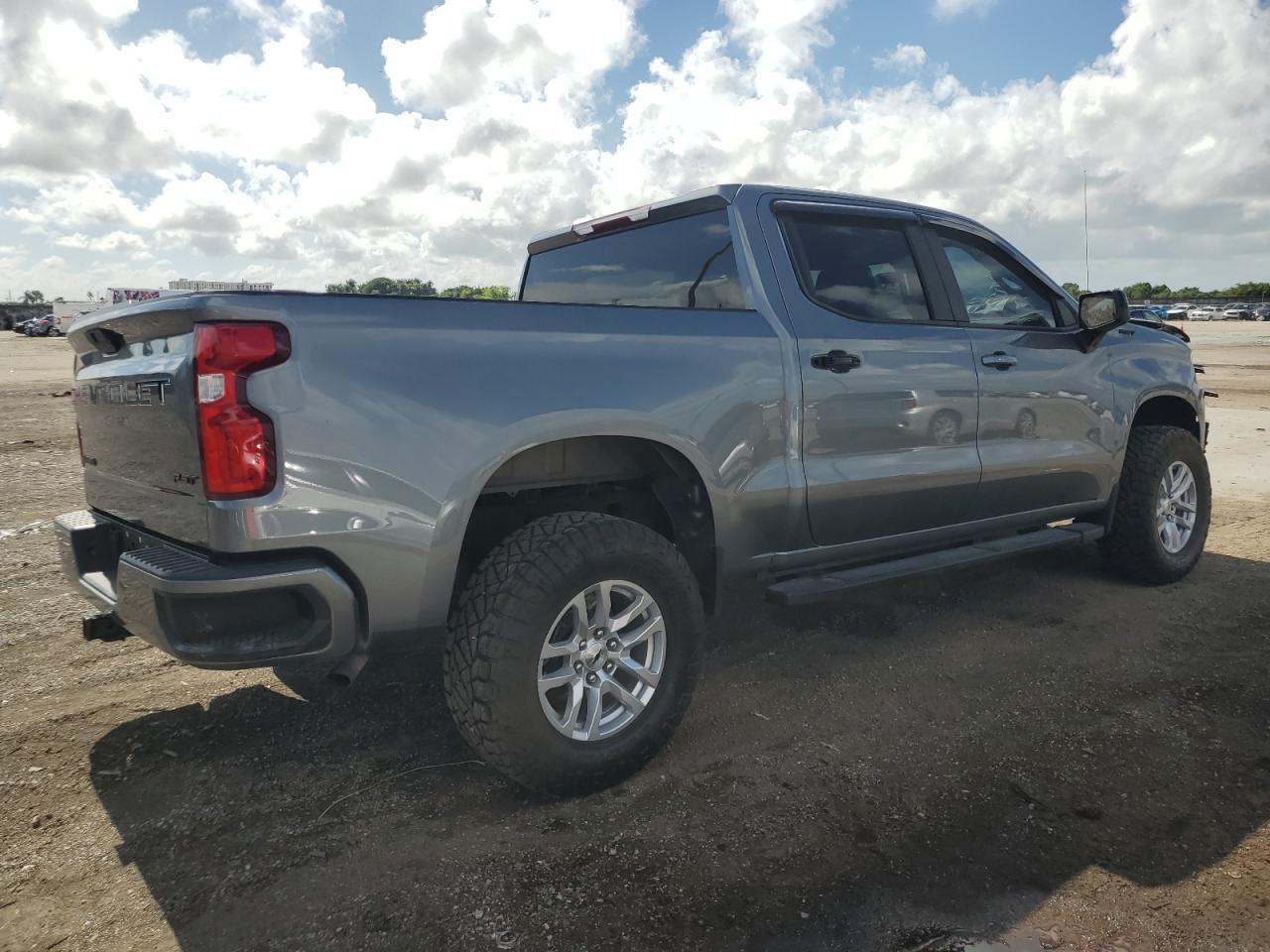 2021 CHEVROLET SILVERADO - Фото 3