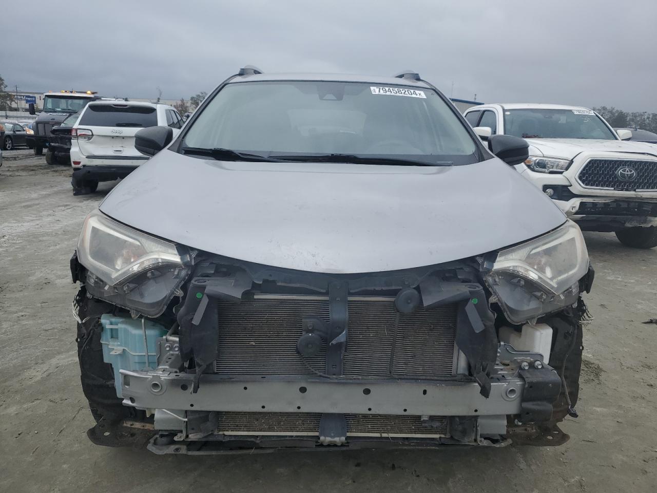 2018 TOYOTA RAV4 LE - Фото 5
