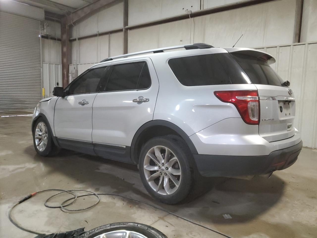 2014 FORD EXPLORER L - Image 2