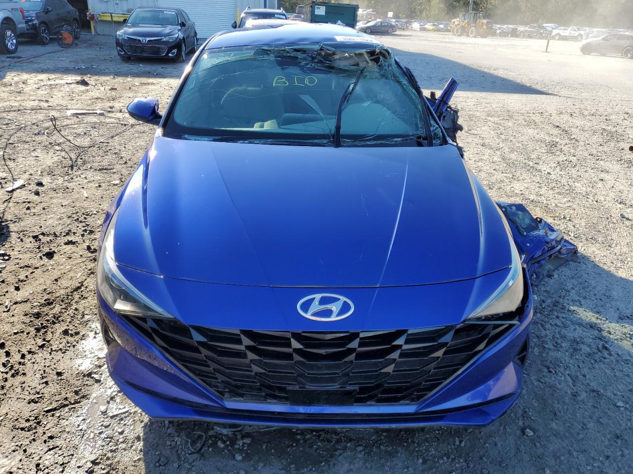2023 HYUNDAI ELANTRA SE - Image 5