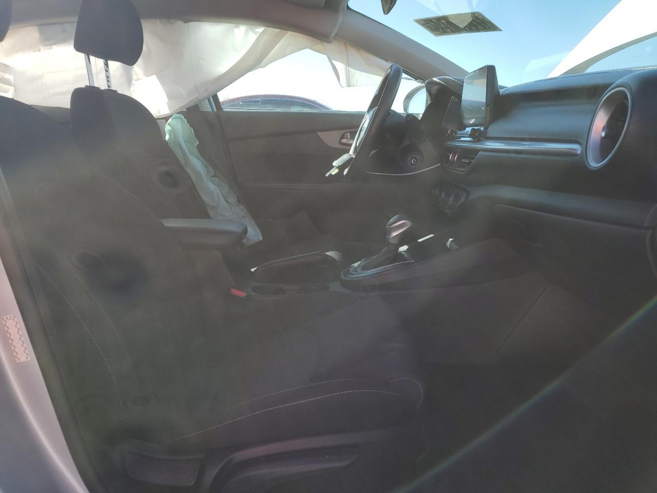 2021 KIA FORTE FE - Фото 7