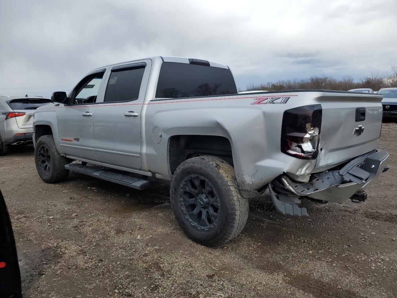 2017 CHEVROLET SILVERADO - Фото 2