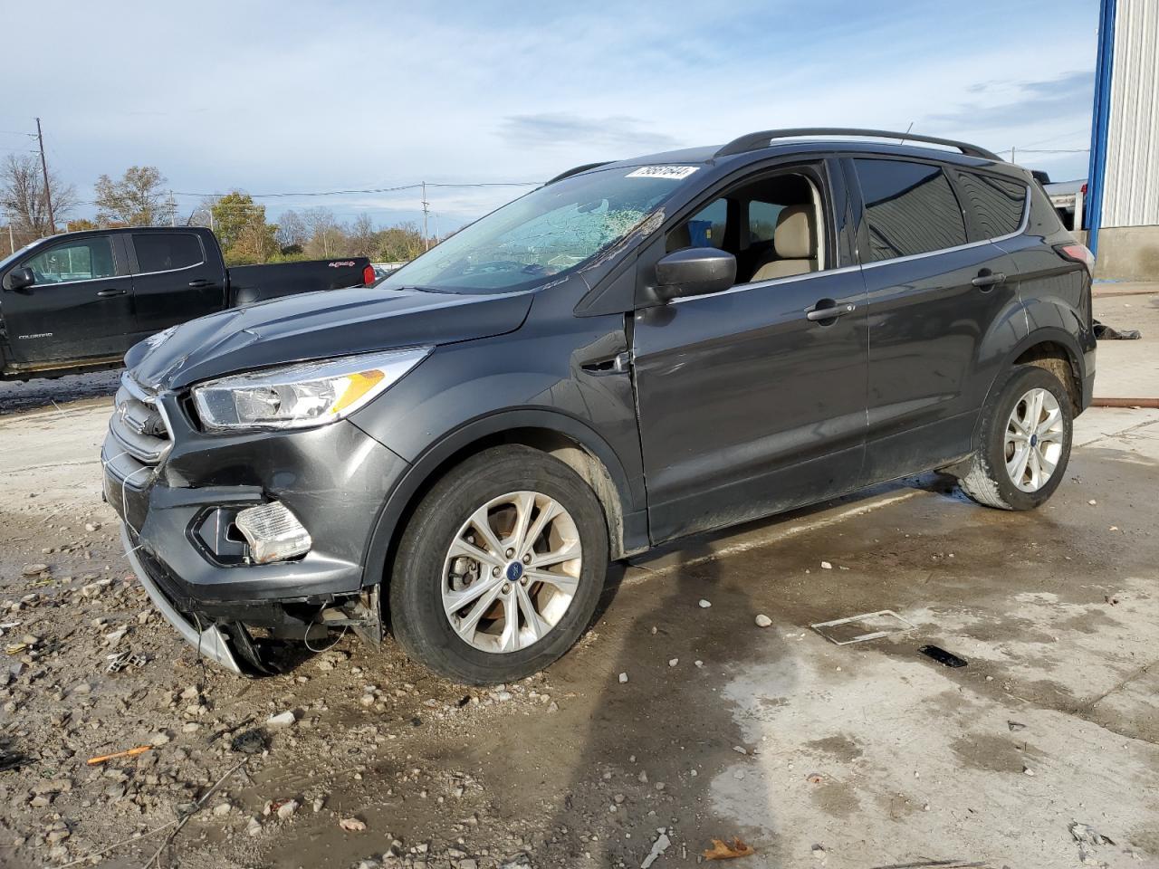 2018 FORD ESCAPE SE car image