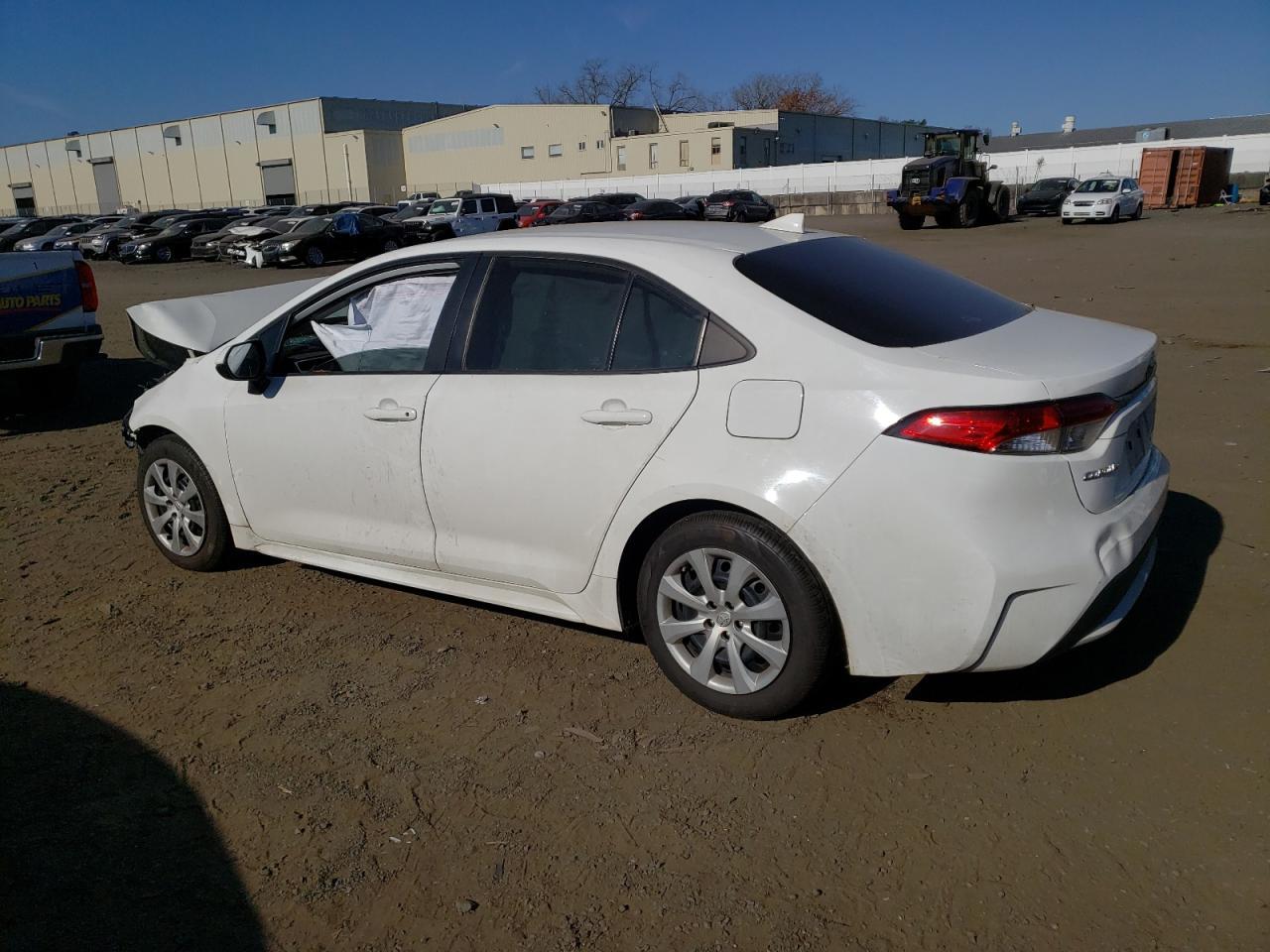 2021 TOYOTA COROLLA LE - Фото 2