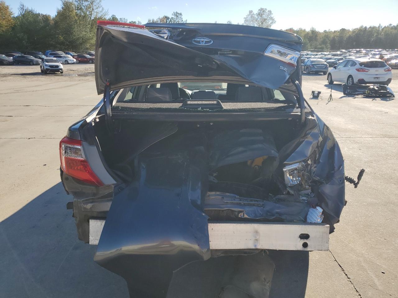2014 TOYOTA CAMRY L - Image 6