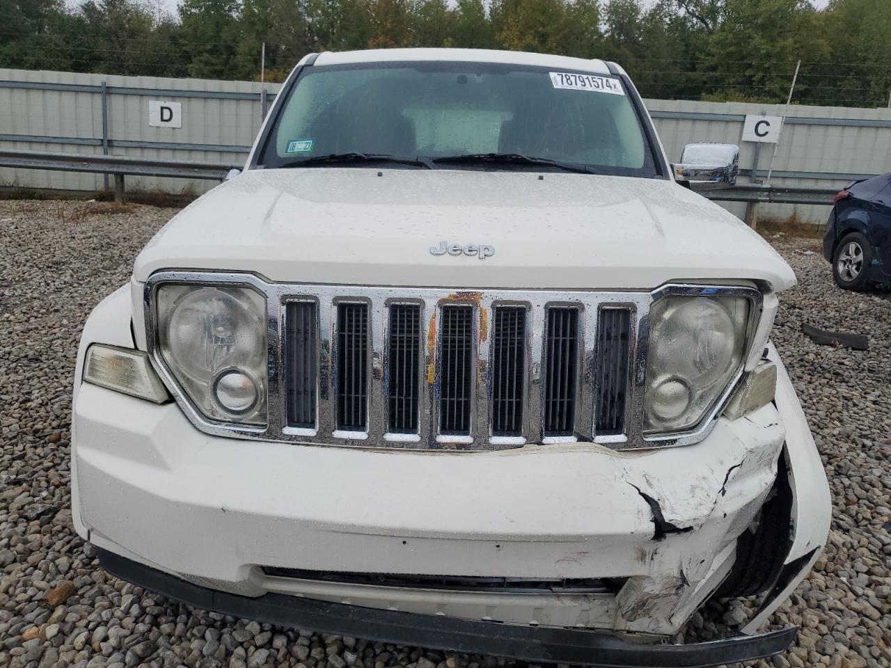 2010 JEEP LIBERTY SP - Image 5