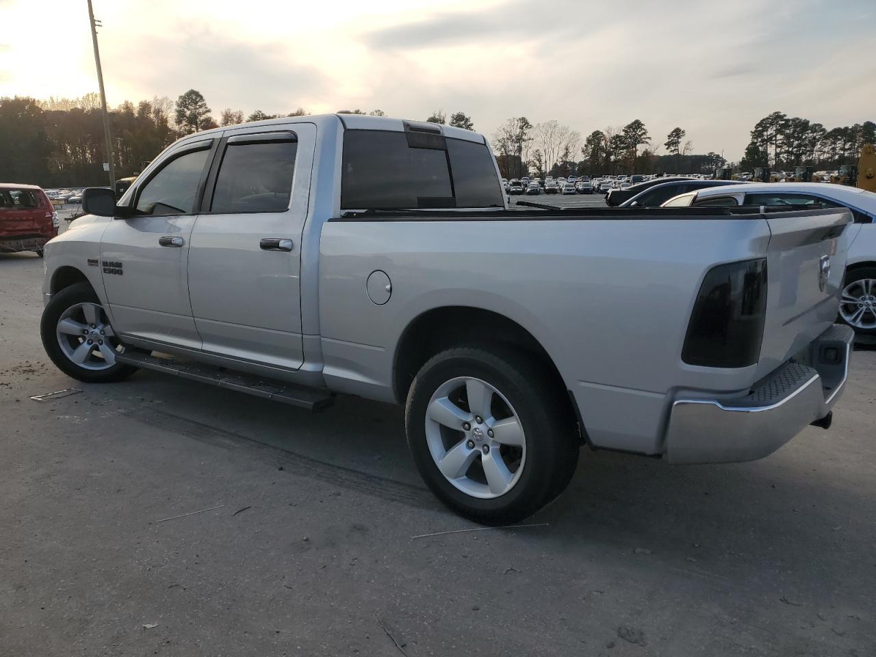 2014 RAM 1500 SLT - Фото 2