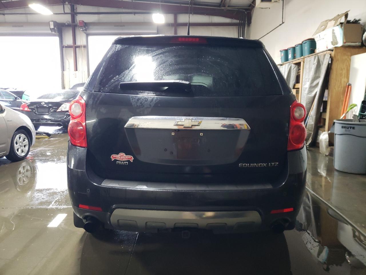 2011 CHEVROLET EQUINOX LT - Image 6
