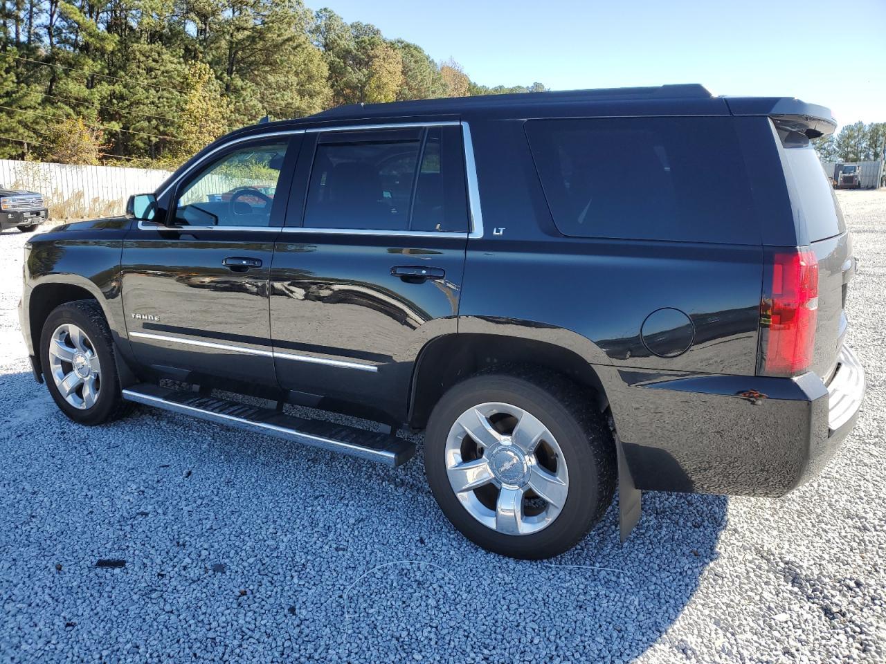 2017 CHEVROLET TAHOE K150 - Image 2