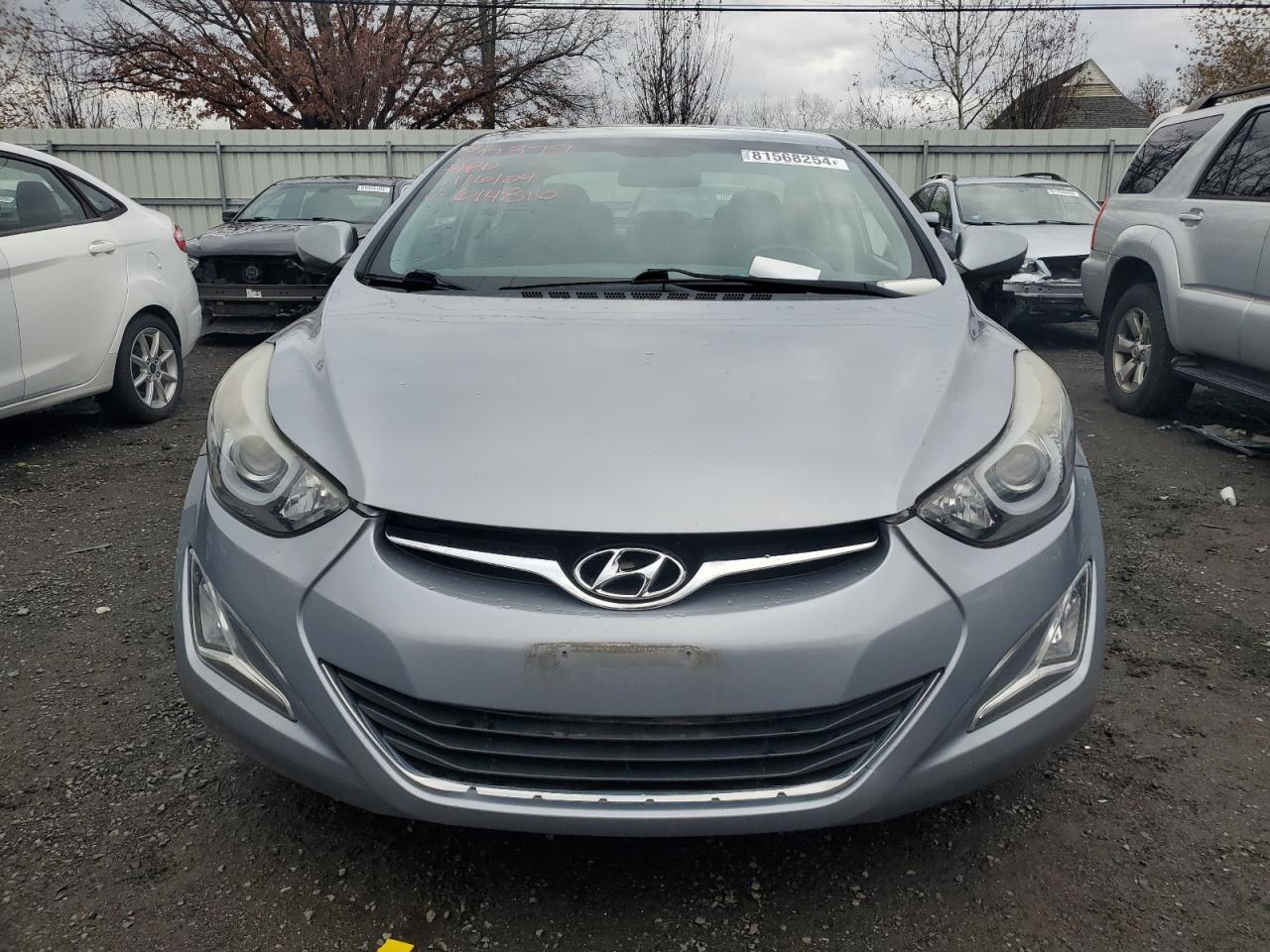 2015 HYUNDAI ELANTRA SE - Image 5