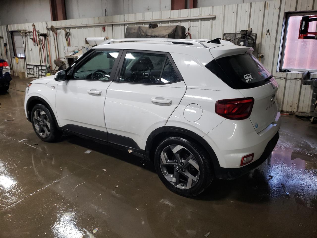 2021 HYUNDAI VENUE SEL - Фото 2