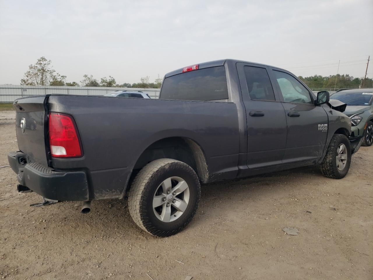 2019 RAM 1500 CLASS - Фото 3