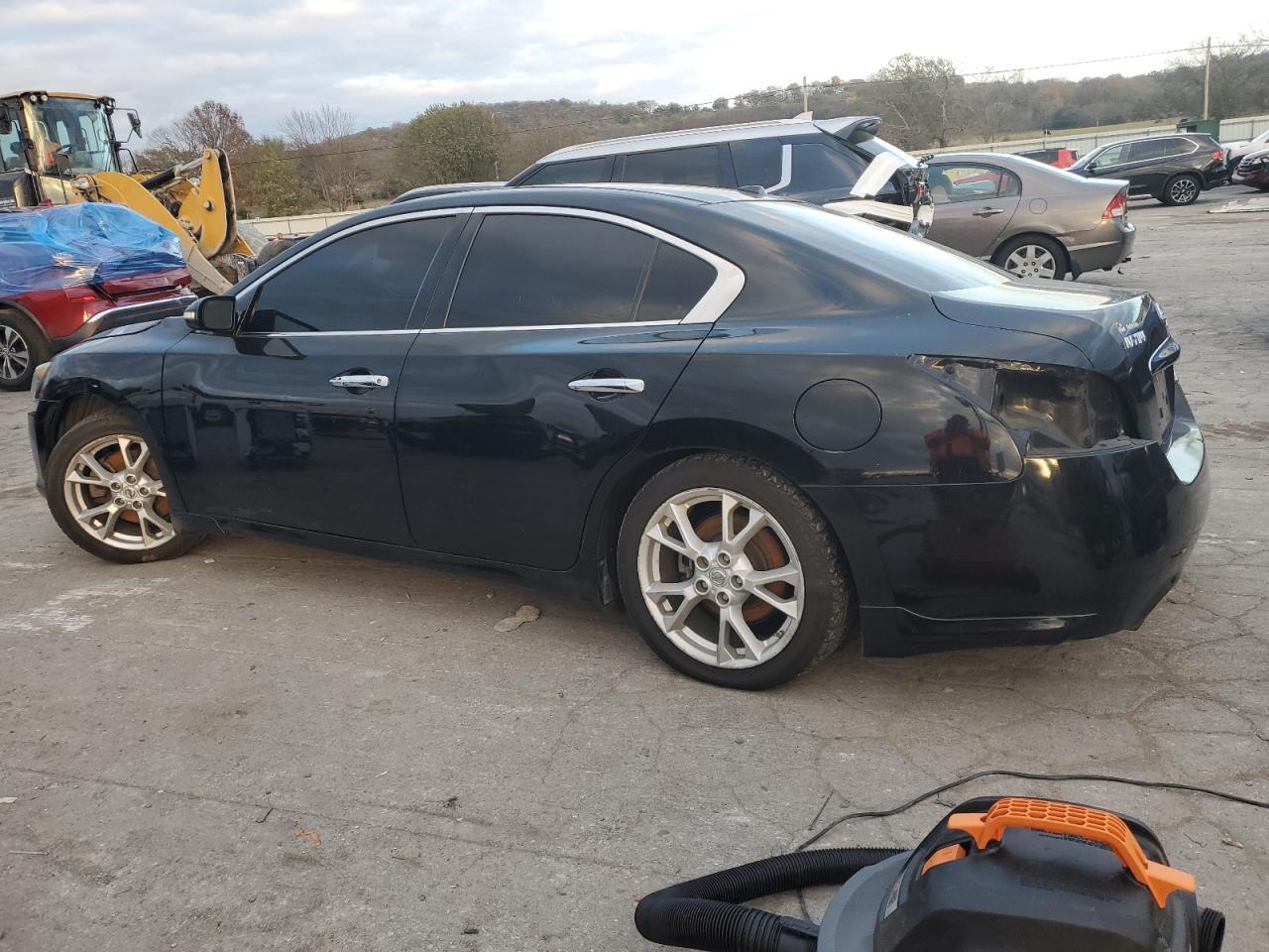 2013 NISSAN MAXIMA S - Фото 2