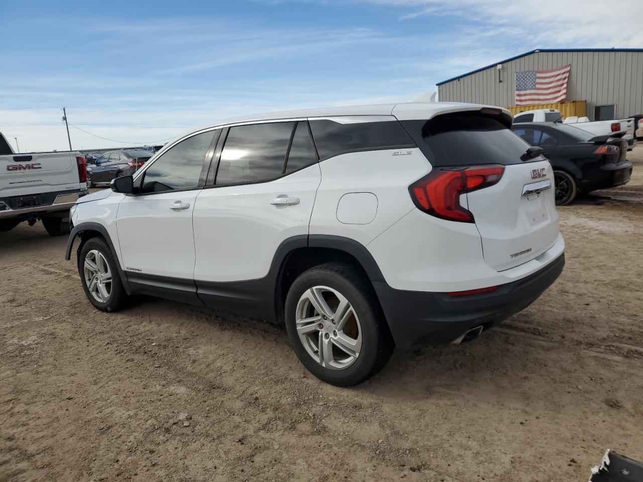 2018 GMC TERRAIN SL - Image 2
