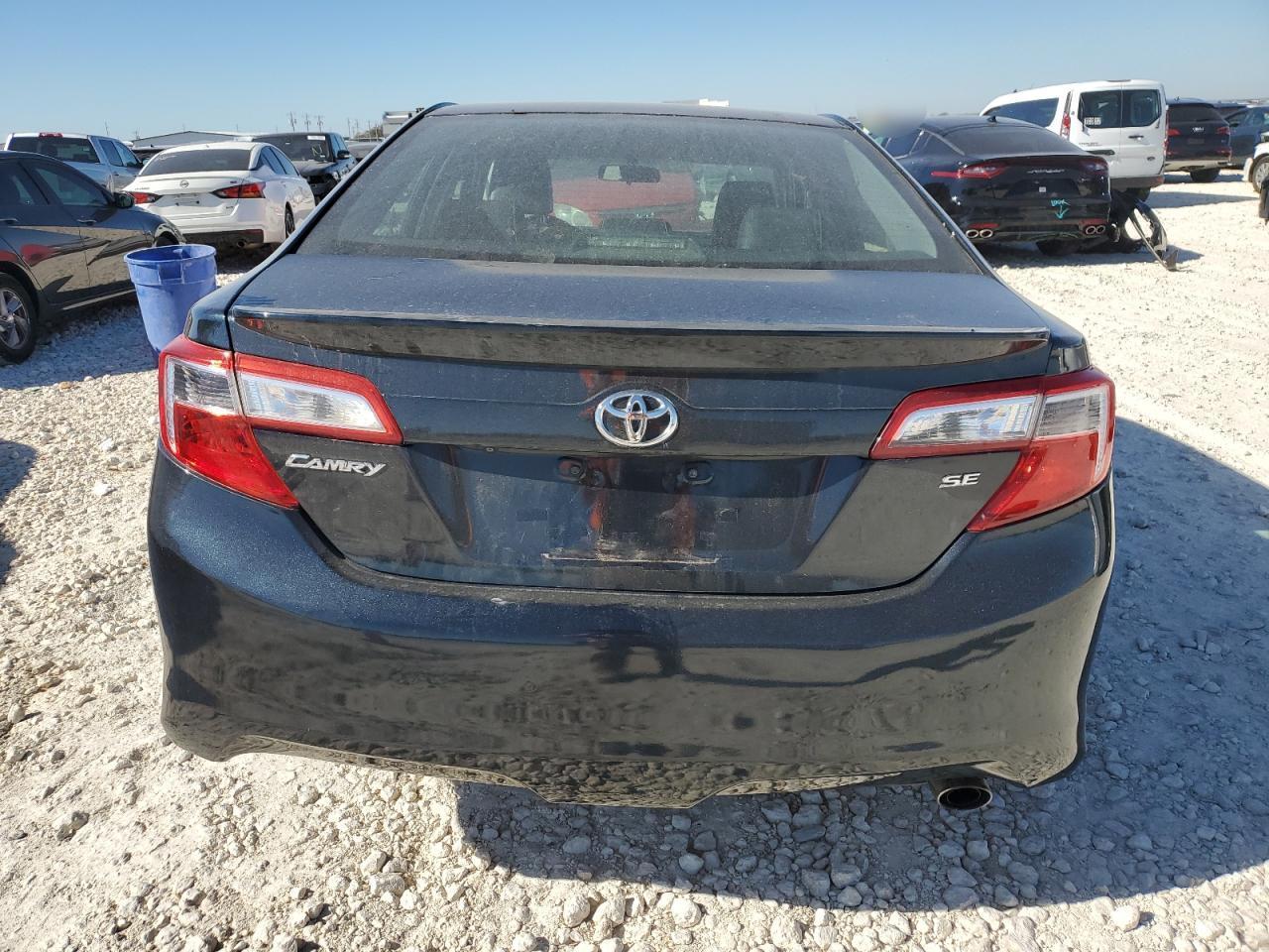2014 TOYOTA CAMRY L - Image 6