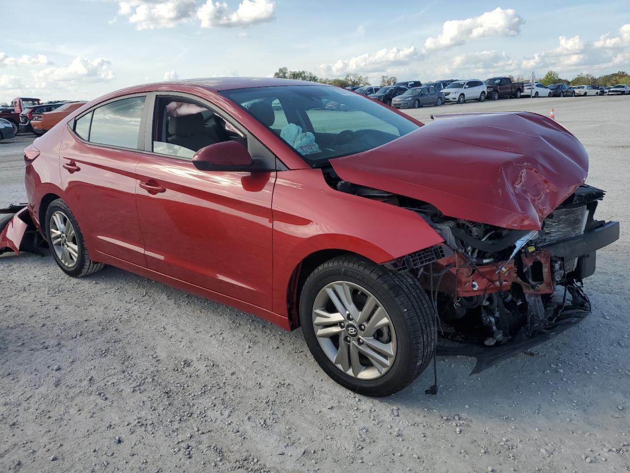 2019 HYUNDAI ELANTRA SE - Фото 4