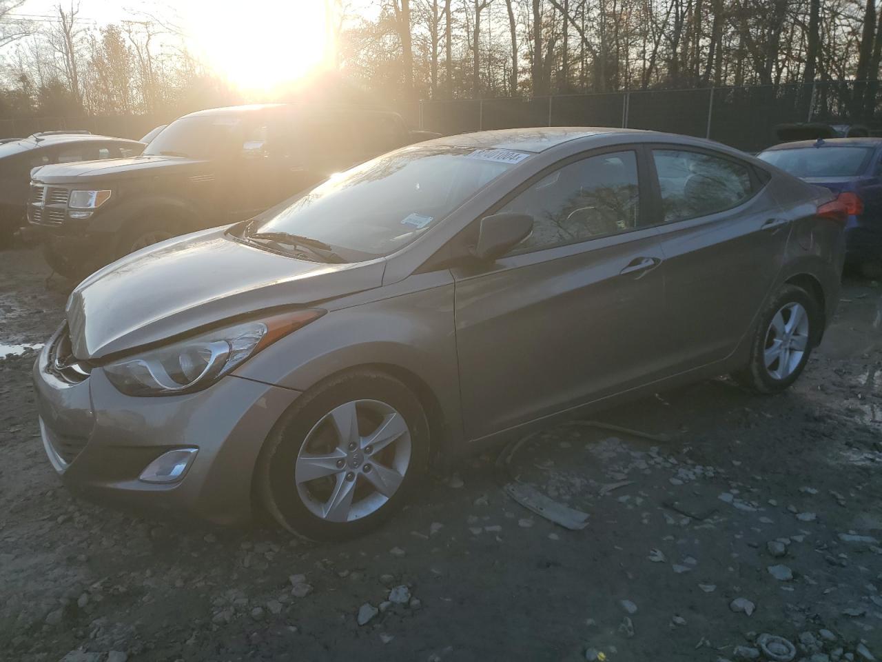 2013 HYUNDAI ELANTRA GL